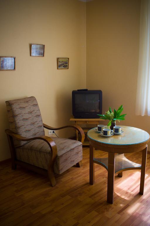 Huoneisto Emmas Apartamenti Riika