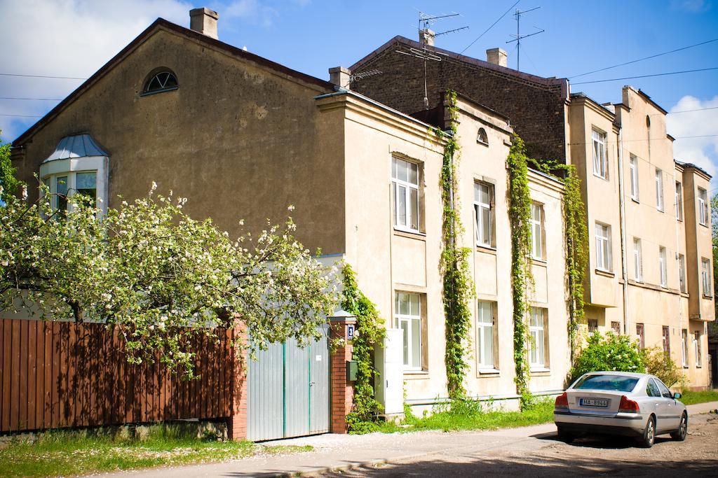Huoneisto Emmas Apartamenti Riika